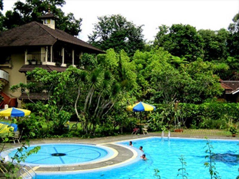 Taman Sari Hotel Dan Resort Sukabumi Zewnętrze zdjęcie