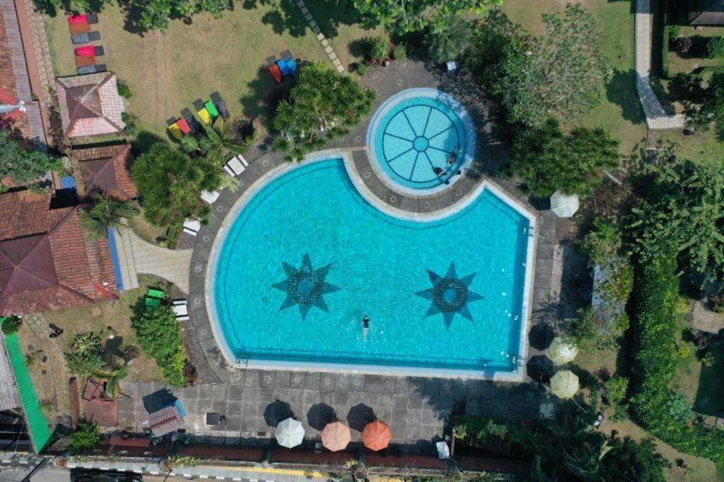 Taman Sari Hotel Dan Resort Sukabumi Zewnętrze zdjęcie
